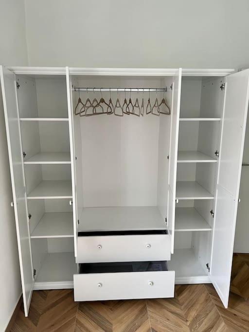 טורינו Casa Sassari - Vicino Porta Susa F.S. מראה חיצוני תמונה