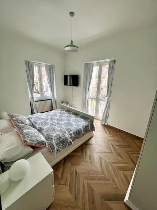טורינו Casa Sassari - Vicino Porta Susa F.S. מראה חיצוני תמונה